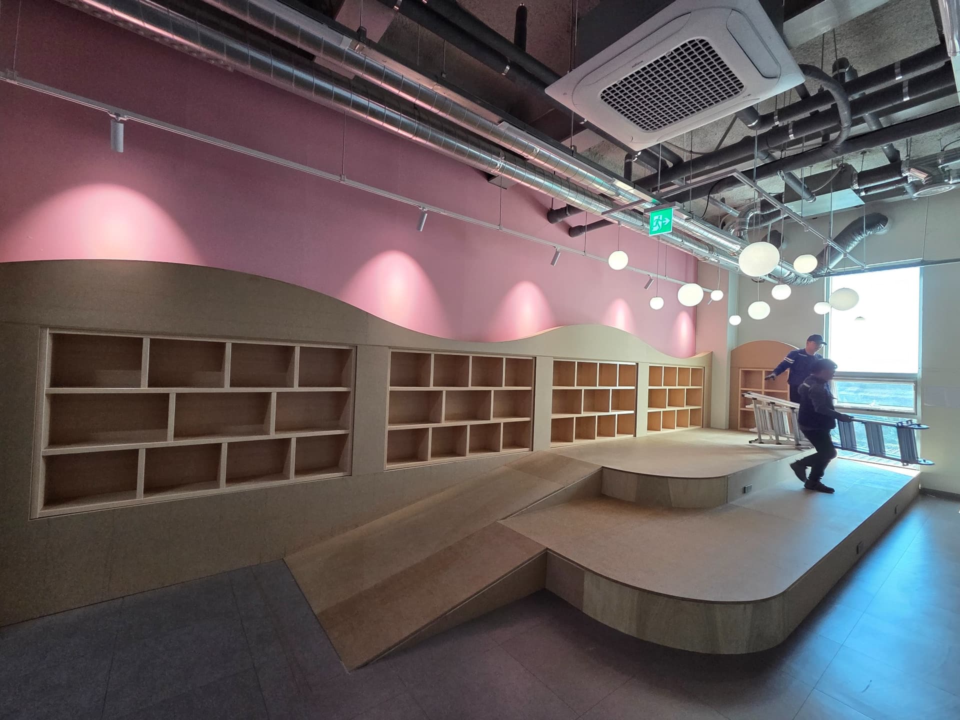 교회 어린이 도서관 인테리어 - 이미지 3